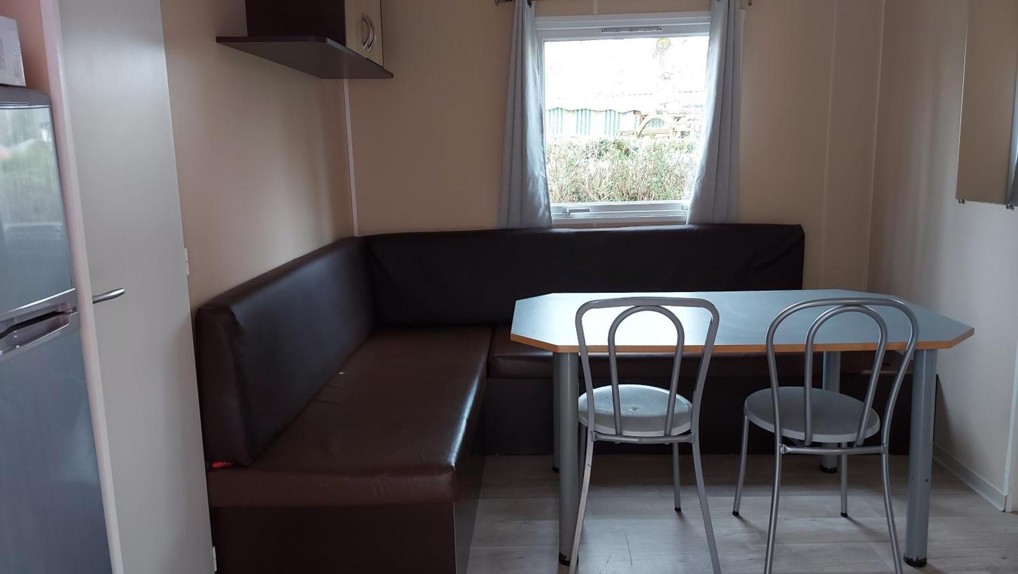 Apartment Mobil 3 6 Places Saint-Chéron